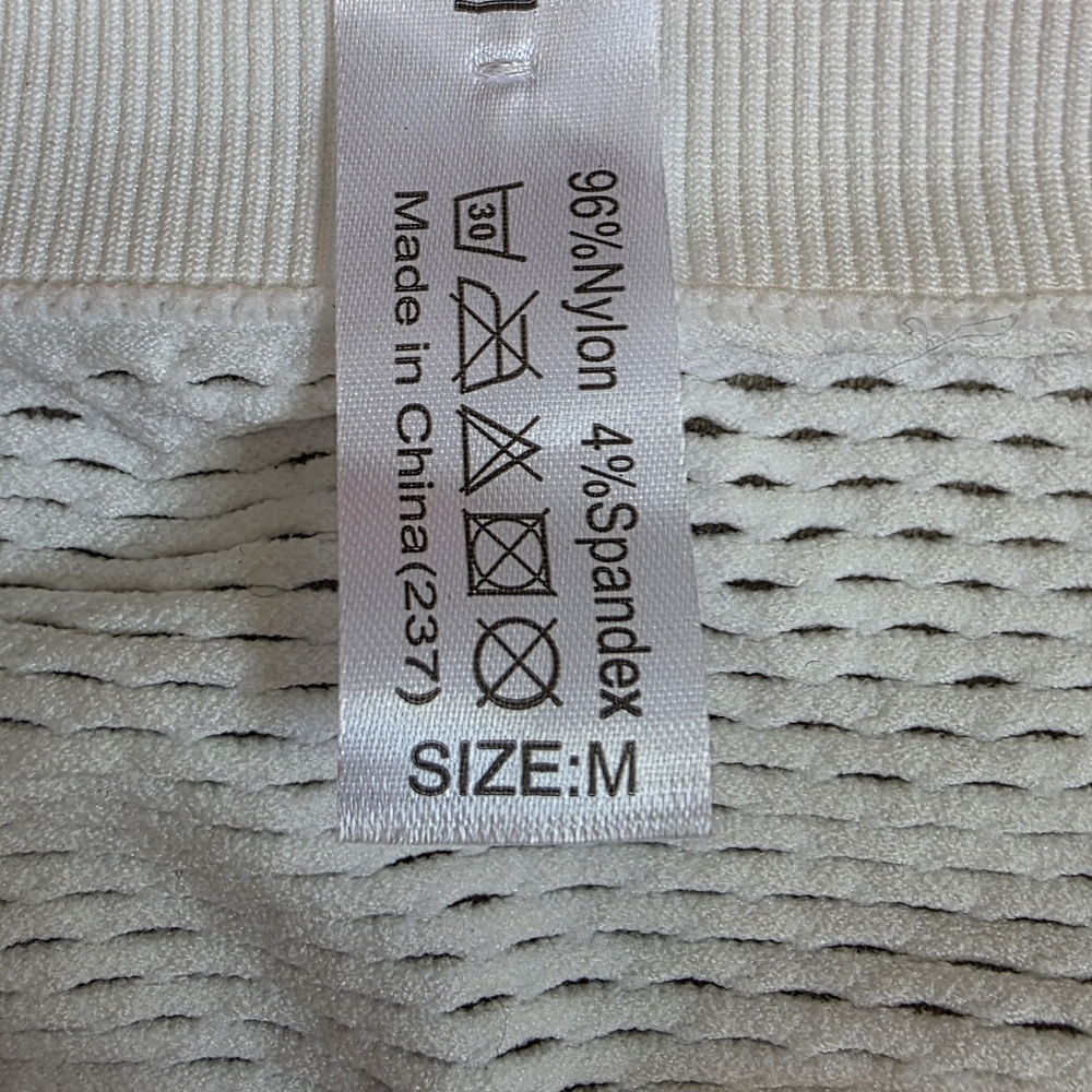 Zenana Outfitters Pink and White Bandeau Bras - Picture 3 of 4